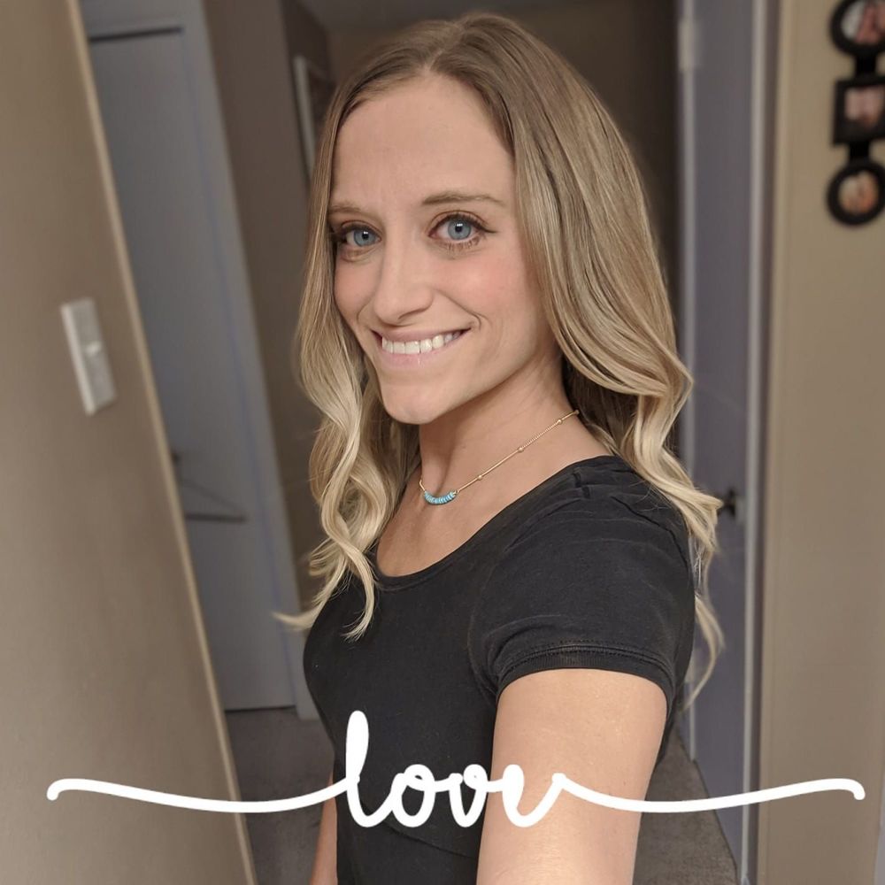 Meet your Posher, Elizebeth